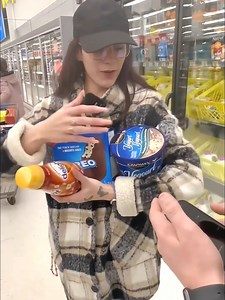 3.7K views · 172 reactions | What!! A free $77 shopping spree! All she had to do was pick a number between 1 and 100. Lets see what she got 樂 | V. Alexander | Facebook