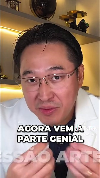 Entenda como o anlodipino age no seu corpo e por que ele é tão prescrito para pressão alta. Veja mais vídeos completos no canal Dr. Roberto Yano no YouTube. #Cardiologia #Saude #PressaoAlta #Medicamentos #DrRobertoYano #BemEstar