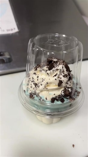 Oreo Snowdrift Blizzard Cupcake Recipe