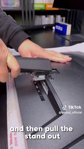 How to remove the stand??? #Koorui #Kooruimonitor #monitor #display #game #gamingmonitor #gamer #PS5 #Xbox #console #Immersivegaming #unboxing #setup #setupgaming #toplayistocreate