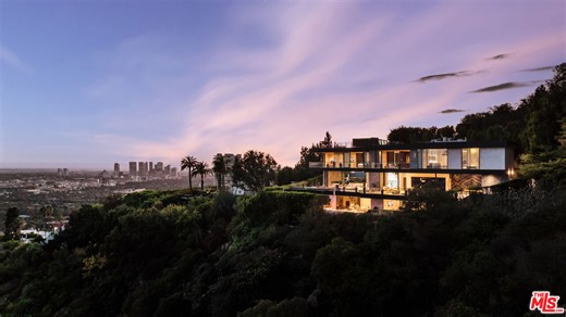 9199 Thrasher Ave, Los Angeles, CA 90069 - MLS 26834263 - Coldwell Banker
