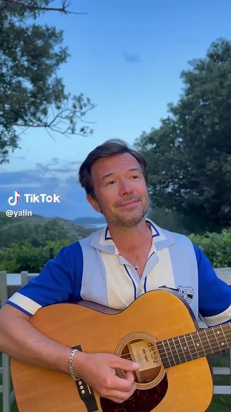 Sevgiliye Gitarla Çalınacak Şarkılar