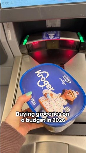 Grocery shopping tips for sticking to a grocery budget 🛒 #BudgetGroceries #GroceryTips