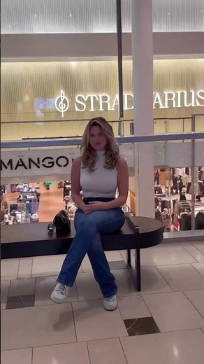 Classic beauty, right? ☺️ chat now! Link in bio 😉#dutchmodel #dutchbeauty #lisacatherina #dutchgirl