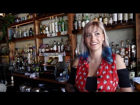 How to Hook Up with a Girl at a Bar