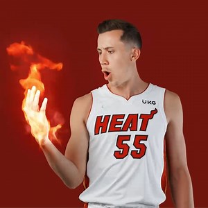 Duncan’s last 3 games - 18 3s (56.3%) 25pts (7) vs NYK, 25pts (6) vs LAL, 19pts (5) vs ATL | Miami Heat