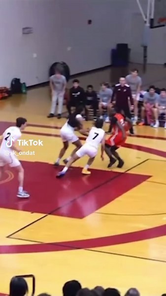 I just witnessed a crime😳#fyp #basketball #dunk #college #athlete | Basketball