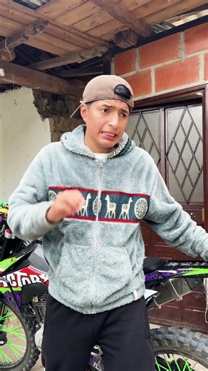 Bro, can you give me a ride? #humor #comedy #challenge #viral #prank #funny #laughs #pranks