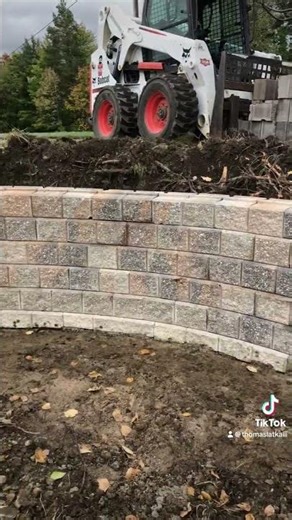 Unilock retaining wall in Medina Ohio