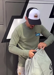 216K views · 9.8K reactions | Maverick’s Top Gun helmet design is so cool  Vinales will use the design this weekend   Maverick Vinales #MotoGP #SpanishGP | Crash Net Motogp | Facebook