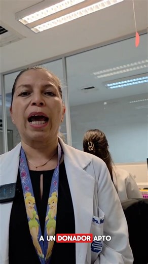 Conoce cómo se cuida cada donación de sangre En este video, la doctora Norma del área de donación de sangre nos explica de manera general cómo se determina si una donación es apta y cuáles son los cuidados básicos que se recomiendan antes de donar. Comparte información sobre el proceso de revisión, qué se toma en cuenta para aceptar la sangre y qué hacer si el donador llega a presentar alguna molestia como mareos. Un recordatorio importante de que cada donación cuenta y que siempre se prioriza l