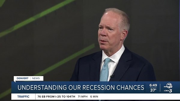 Financial advisor explains recession chances in current economy