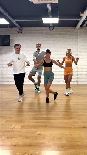 Bachata Footwork Challenge | Anna Lewandowska, Mathias Font, Duda & Adriana | Dani J - Desudate