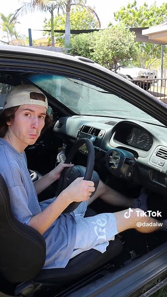 Slamming a Honda Civic: Turbo Widebody Fun