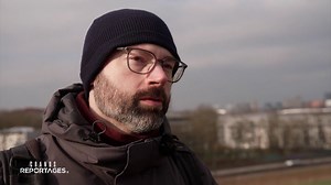 Grands Reportages - L'autoroute A1 : du bitume et des hommes | TF1 Info