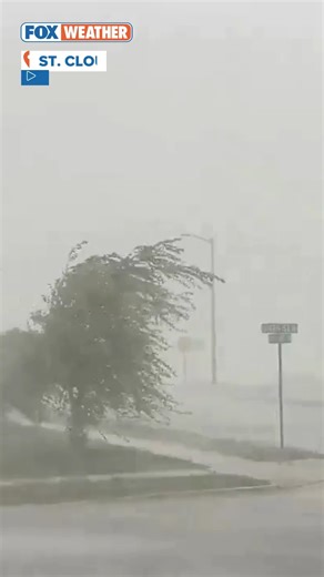 86K views · 1.8K reactions | ROCKIN' WINDS: Strong winds and heavy rain rolls through St. Cloud, Minnesota, on Monday as a line of thunderstorms moves through the Upper Midwest. | FOX Weather | Facebook