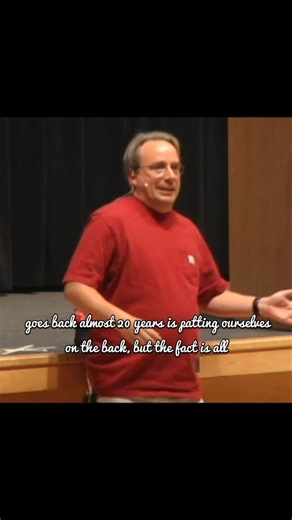 Linus Torvalds Exposes The Truth About Modern Software #shorts #linux #binary #programmer