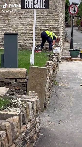 Hilarious Construction Apprentice Pranks Compilation