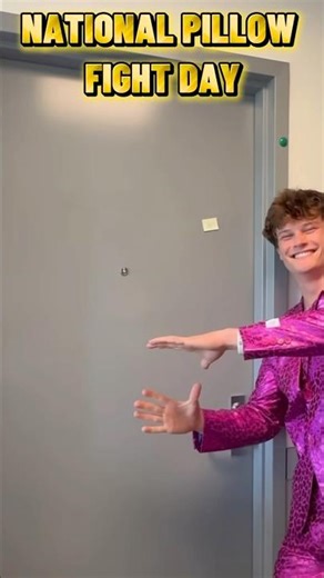 Funniest College Dorm Room Pranks🤣 #shorts #gorillatag #vr #funny