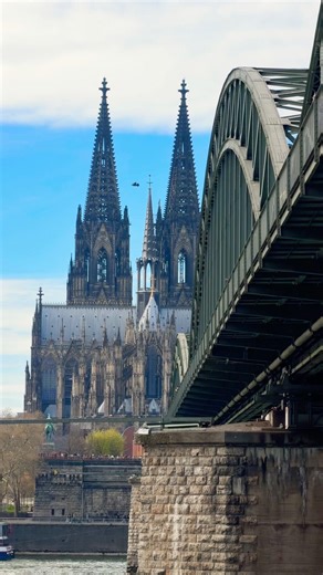 Cologne cathedral 🇩🇪 kölner dom #kölnerdom #travel #shorst #history #shorts #subscribe