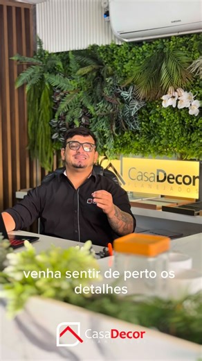 Casa Decor Interiores on Instagram: "✨ Como funciona o processo para criar o seu projeto ideal? Nós cuidamos de tudo para você — do primeiro contato à entrega do projeto! 📏 Primeiro vamos até o local para fazer todas as medições com precisão. 📝 Em seguida, criamos um orçamento alinhado às suas ideias e necessidades. 🏢 Depois, marcamos sua visita à loja para apresentar o projeto completo. 📐 Já tem planta baixa? Ótimo! Adiantamos tudo e vamos direto para a apresentação. Transforme suas ideias 