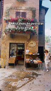MISTAKES TO AVOID IN TUSCANY 🇮🇹🫶🏽 SAVE THIS POST 🫶🏽🇮🇹 🌟 SKIPPING SMALL TOWNS. Yes, Florence and Siena are beautiful, but don’t miss the old villages. Places like Arezzo, San Gimignano, Luca offer charming streets, history and breathtaking views and for sure, the Tuscany vibe you’re looking for. 🌟 VISITING WINERIES WITHOUT RESERVATIONS. Tuscany is famous for its vineyards and wine tasting experiences. However, many wineries require reservations for tours and tastings, 🌟 IGNORING SIESTA