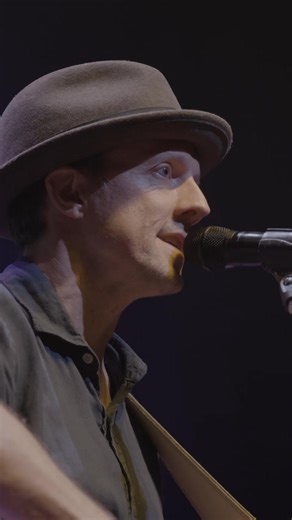 SÃO PAULO!!! 📣 Após quase uma década, Jason Mraz está chegando para uma noite inesquecível com você! 📅 Quando? Dia 05 de março, às 22h 📌 Onde? Espaço Unimed – São Paulo, SP Clique em "Saiba Mais" e garanta o seu ingresso! 🎟️ | Jason Mraz