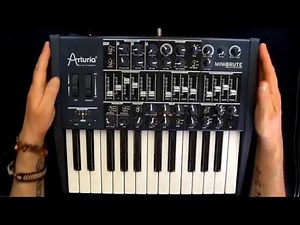 ARTURIA MINIBRUTE - 1970s Moog Style Lead Patch With Some Cool Tips & Tricks