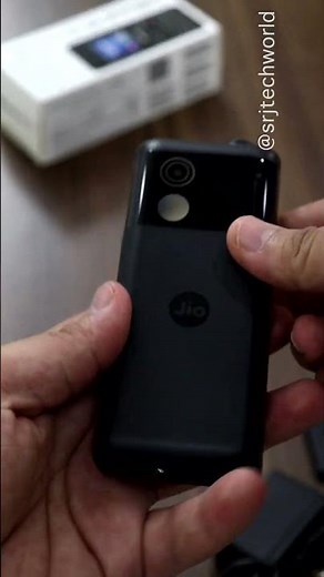 Upgrade to the Future with Jio Bharat V2 4G Phone! 📱