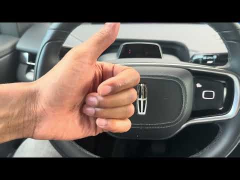 Lincoln Navigator – How to Open Gas Cap Fuel Door