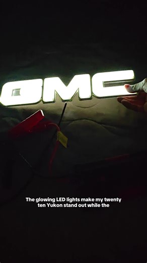 GMC Glowing LED badges, GMC badges, suitable for 2007 - 2013 GMC Sierra Lightweight series, 2007 - 2014 Yukon/Yukon XL 1500/2500, 2007 - 2016 Acadia, 2004 - 2012 Canyon, and 2003 - 2014 Savana. The size of the front grille badge: 13.46*2.99 in. Reflective #broncoaccessories #stickersforcars #autodetailingsupplies #custombadgeholders #carandtruckaccessories #automotivesupplies #Yukon #Sierra #GMC