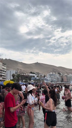 Rompiendo la Matrix en la Playa de Ancón