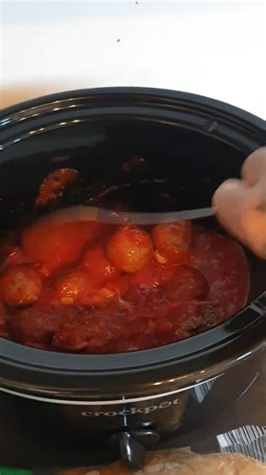 slow cooker subway style meatball marinara #fyp #mealideas #slowcooker #slowcookerrecipe #Foodie #recipesoftiktok #FoodLover #Recipe #meatballmarinara #subway ingredients below beef meatballs tomato and basil sauce mixed herbs saltpepper garlic cheese sub rolls red onion high for 2 to 3 hours or low for 4 to 6 hours place onto subs toast and add cheese and any other filling enjoy! | Dadthefoodie