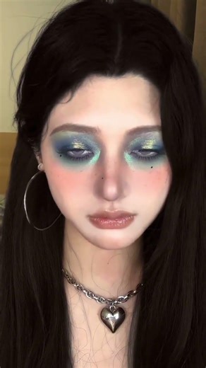 Dive into the Aurora Makeup Magic Makeup Tutorial Sea Inspired Aurora Look Beauty DIY