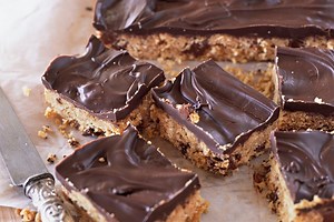 Crunchy Chocolate Slice