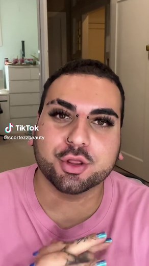 Safe Fake Lash Removal: No Ripping, Just Softness