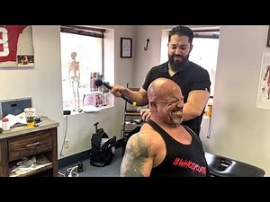 Watch 700 pound bench presser get his Frozen shoulder fixed with a hammer