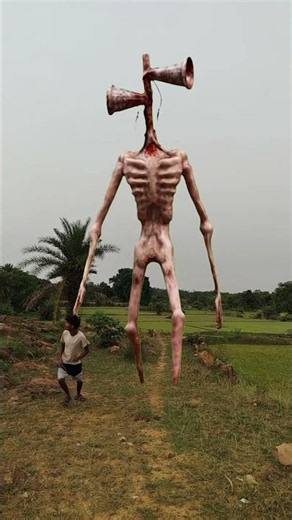 siren head in real life OMG 😱#sirenhead #horror #viralhorror #bhoot #indianhorror