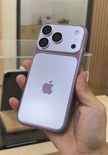 takut calar pun ya juga now dah fully protect walk in today / online 🕰️12PM - 8PM 📍1A-3 jalan raja uda kg baru 50300 KL #fyp #stickerphone #wrapphone #phonesticker #phonewrapterbaik