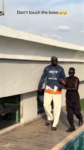 This is pranks🤣🤣🤣