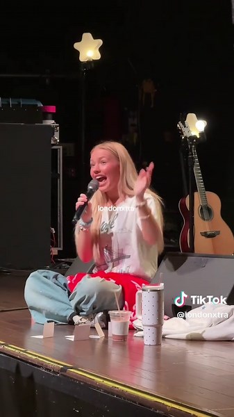 #freyaskye #freyaskyeconcert #zombies4 #dzworldscollidetour #freyaskyeedit