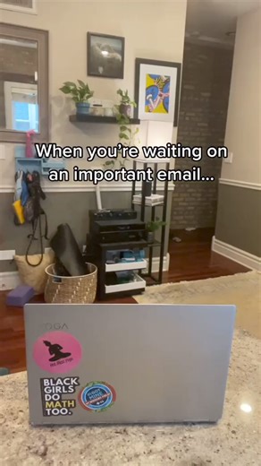 My INBOX be actin’ up!! #email #irritating | Amber Wallin