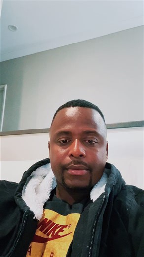 Samza, the most popular artist from Sierra Leone in Australia, has supported the Independence Celebration in Sydney from April 25th to 27th. He also wants his fans to know that his album concert will take place at Skye Lounge on May 9th, 2026. Wae u see d King don endorse so, d Independence celebration don blow. Na d day nor more now we dae wait for go appear na d red carpet with we fullah-man gown dem, wae we don sow for d show😂😂 Grab your tickets now! #salonetiktokers🇸🇱🇸🇱🇸🇱🇸🇱 #fypppp