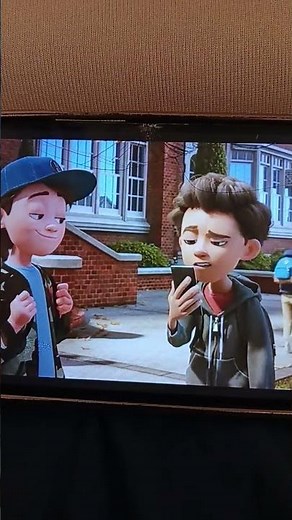 THE EMOJI MOVIE (2017) "BUBBLE BUTT" Scene 🤣 🤣