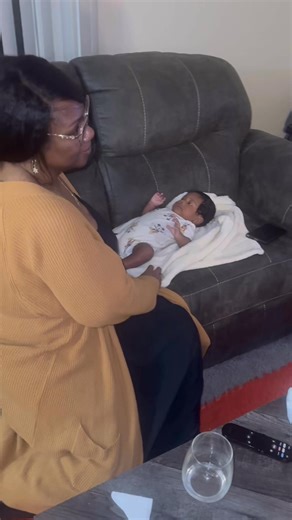 My best friend traveled all the way from Minnesota just to spoil Jamil… We love you Sabrina! ❤️❤️ | Monique Jones