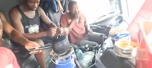 Simba and his crew making breakfast ☕️ | SA Trucker