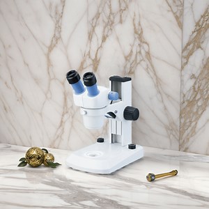 [Hot Item] Advanced Zoom Student Microscope with 1: 4.5 Continuous Magnification Feature