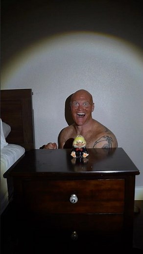 Real things I’ve seen as a Paramedic. What happened to the creepy guy in the room? #room #flashlight