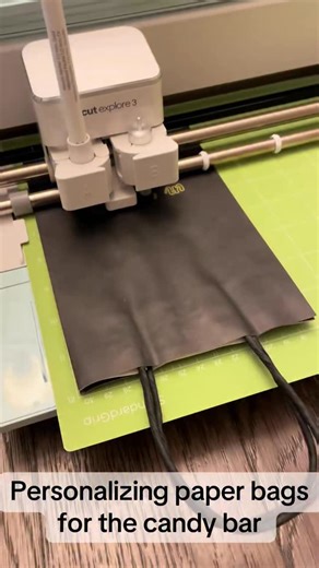 Cricut Tutorials on Instagram: "😍 Comment "ME" & I will send you 200K SVG Bundle Link ✅ ------ Personalizing paper bags using my #cricutexplore3 #paperbagscraft #paperbag #harrypottertheme #candybarbags"