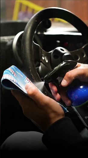 Interior plastic restorer